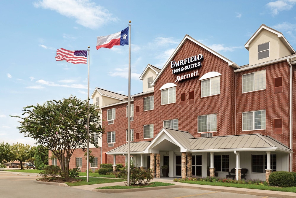 Fairfield Inn & Suites Houston The Woodlands - photo 30