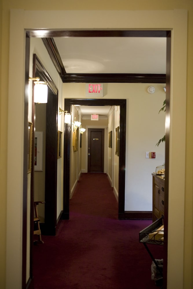 The Belvedere Inn & Restaurant - photo 49