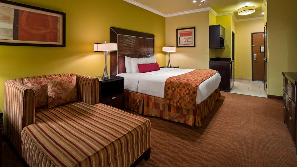 Best Western Plus Christopher Inn & Suites - photo 6