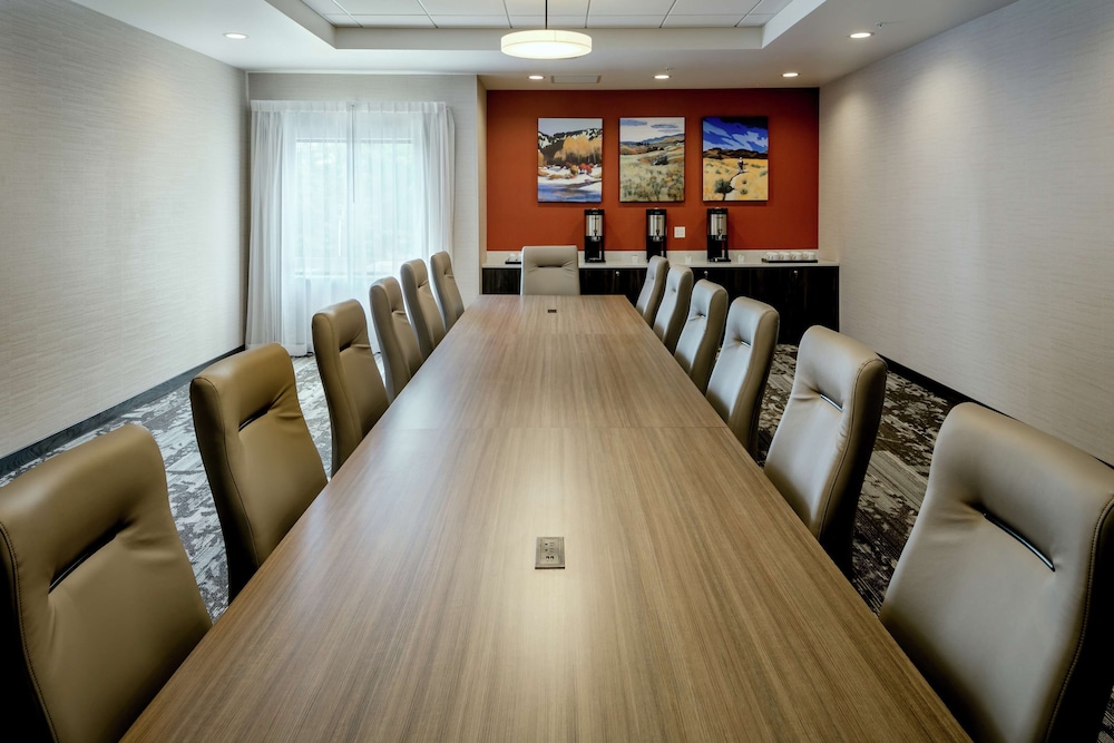 Hilton Garden Inn Wenatchee - photo 40