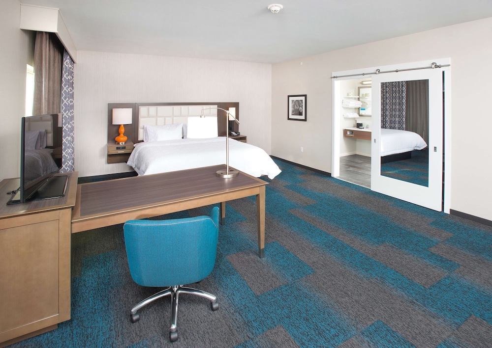 Hampton Inn & Suites LAX El Segundo - photo 8