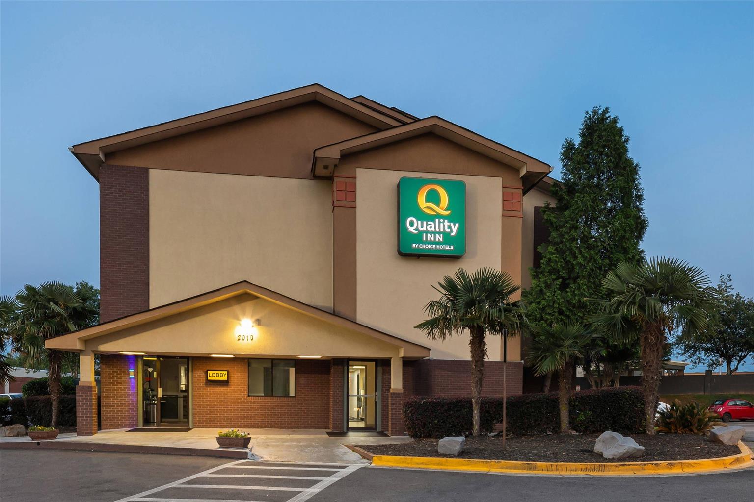 Quality Inn Atlanta Airport Central - photo 6