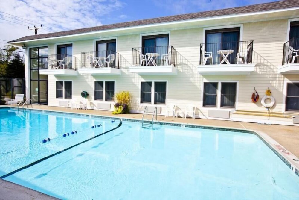 Holly Tree Resort - photo 17