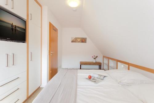 Haus 113 Birkenweg 6 a — 4-Star Luxury Hotel in Kroeslin, Germany