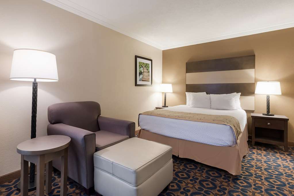 Best Western Butch Cassidy Inn - photo 10