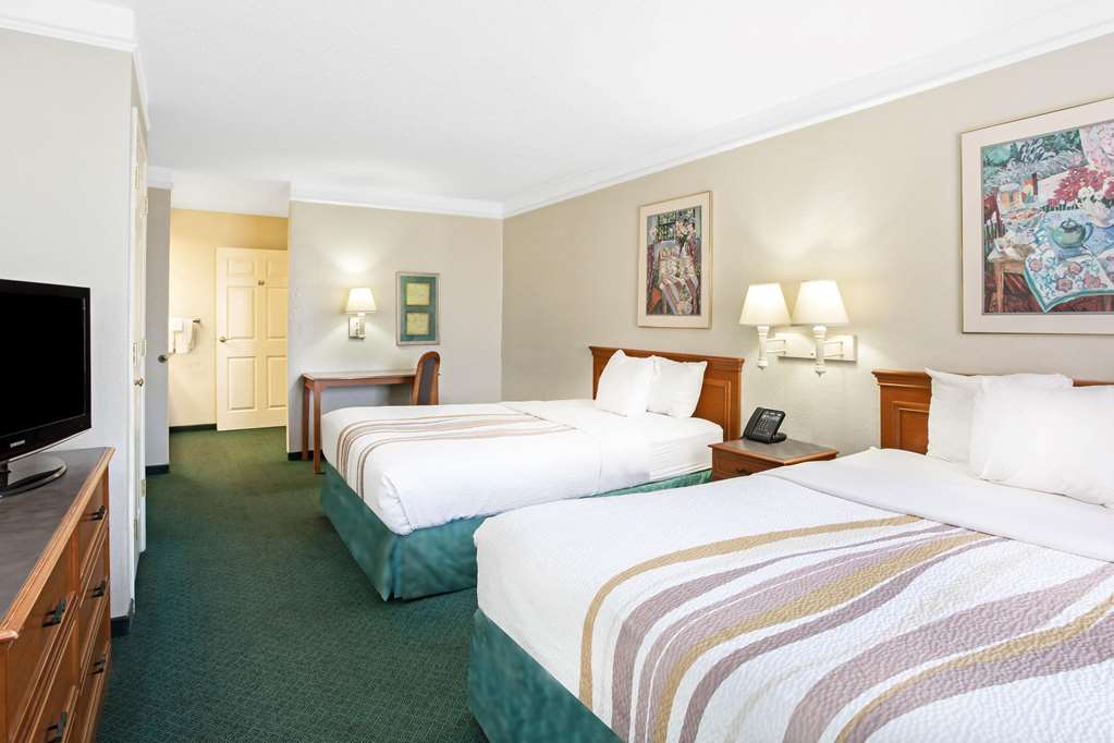 Baymont by Wyndham Fort Stockton - photo 5