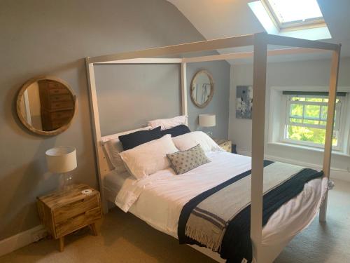 Top Floor. Top Notch. Tranquil Treat. Stone's throw from Thames. — 4-Star Luxury Hotel in Maidenhead, United Kingdom
