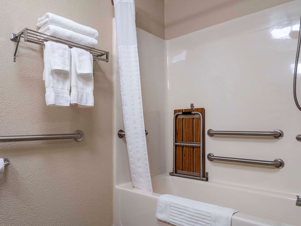 Comfort Inn Duncansville Altoona - photo 22