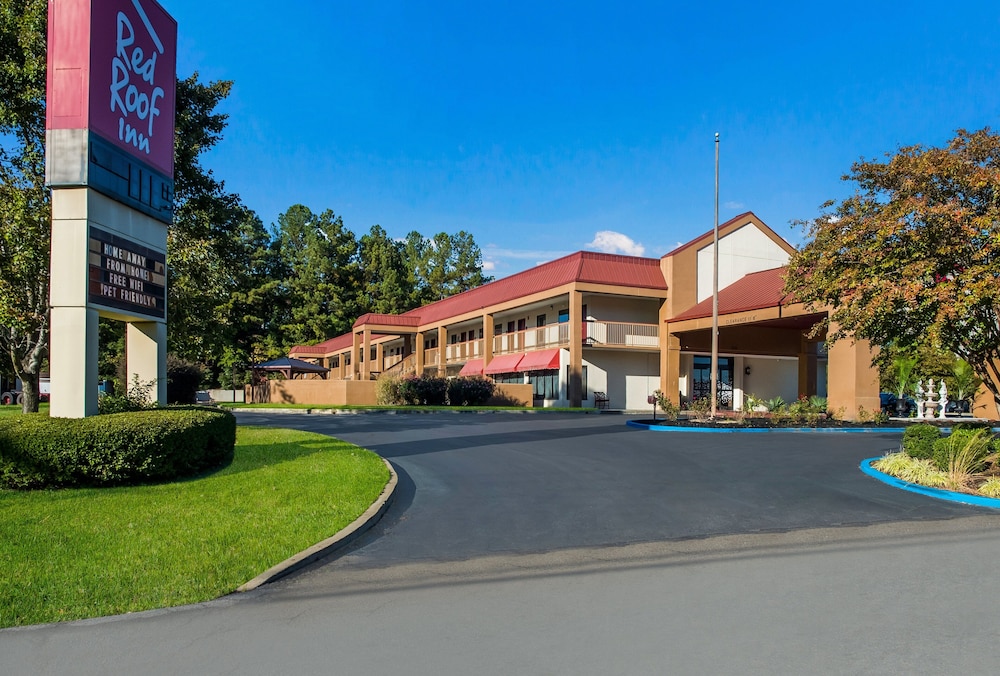 Red Roof Inn Tupelo - photo 48