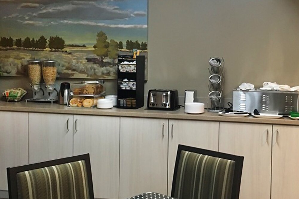 Hilltop Inn by Riversage - photo 20
