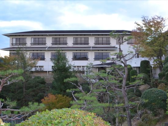 Hamayu Kuroshio Sanso in Shirahamacho-Usazakiminami, Japan