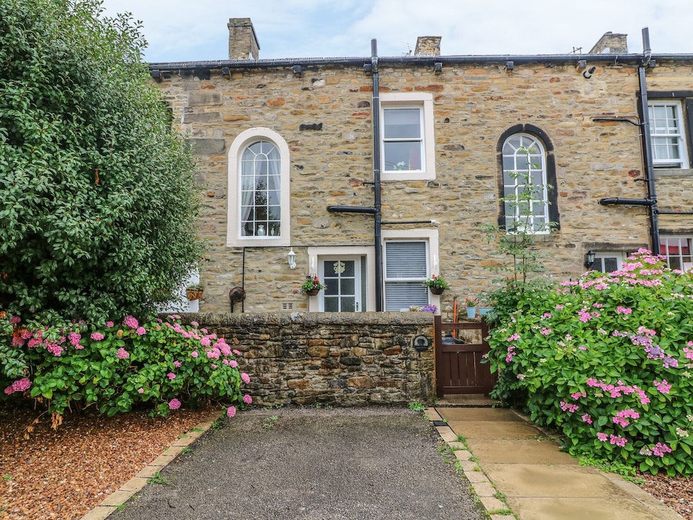 Daisy's Holiday Cottage