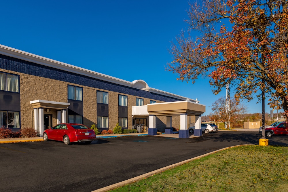 Best Western Huntington Mall Inn - featured photo