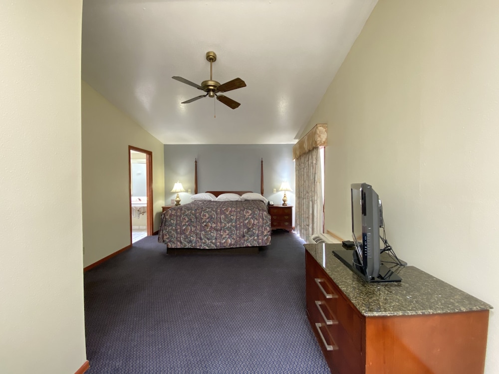 Campus Inn Motel - photo 5