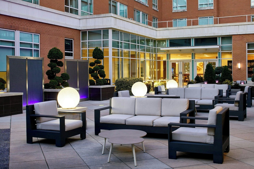 AC Hotel by Marriott National Harbor Washington D.C. Area - photo 71