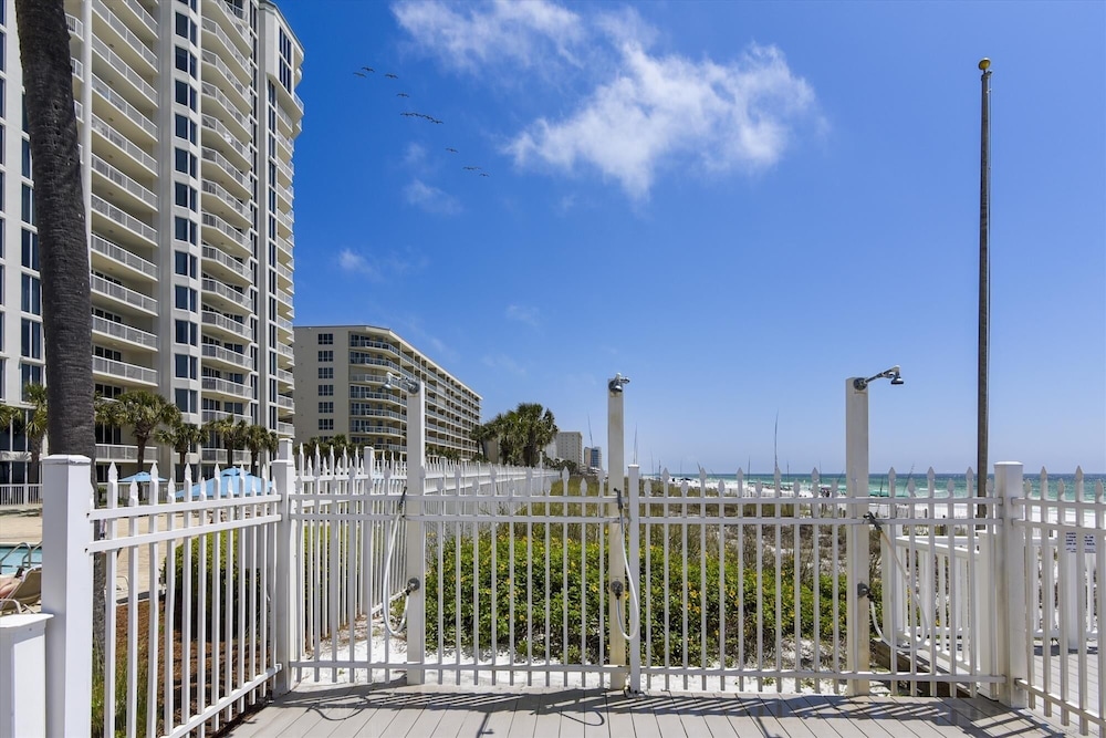 Silver Beach Towers 1905E is a Gulf Front 3 BR Penthouse Free Beach Service by RedAwning - photo 48