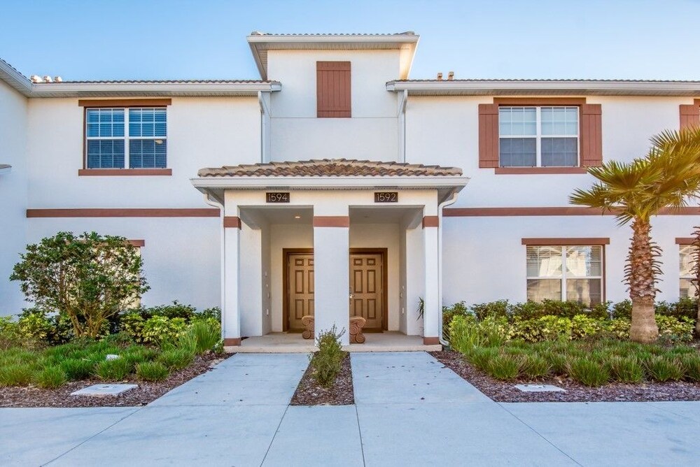 Moon Valley Townhome #230733 4 Br townhouse — 4-Star Luxury Hotel in Davenport, United States