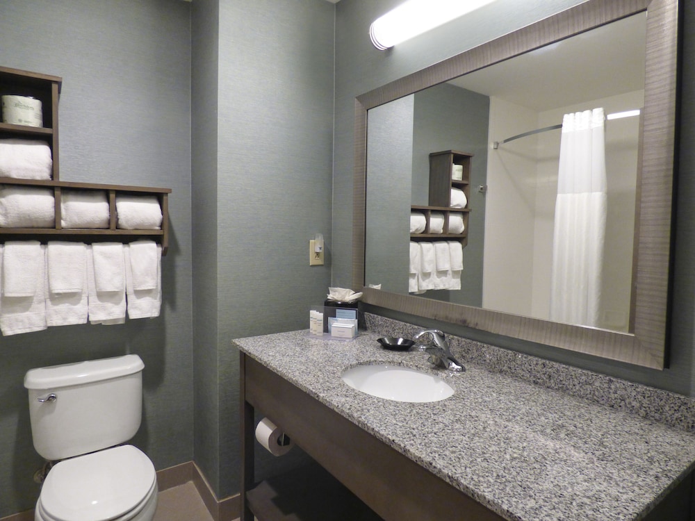 Hampton Inn & Suites Pensacola I 10 Pine Forest Road - photo 25