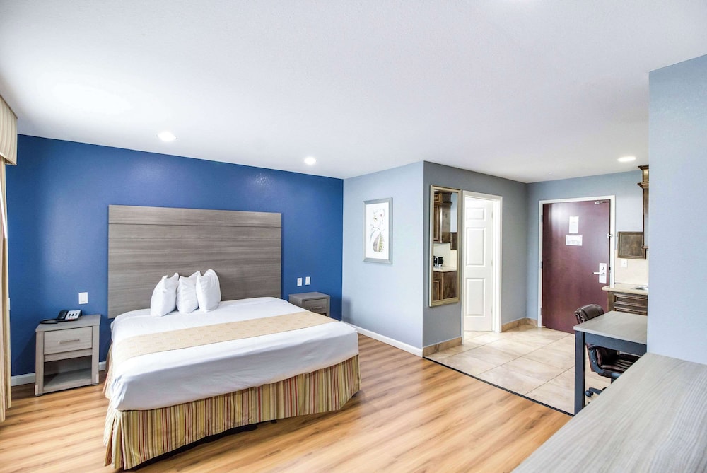 Rodeway Inn & Suites Port Arthur Groves - photo 15
