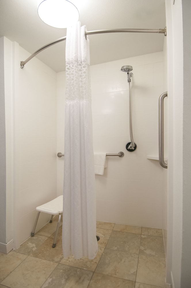 Hampton Inn by Hilton Shreveport Bossier City - photo 23