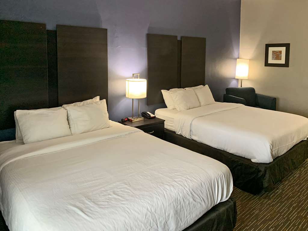 Comfort Inn & Suites Columbus North - photo 10