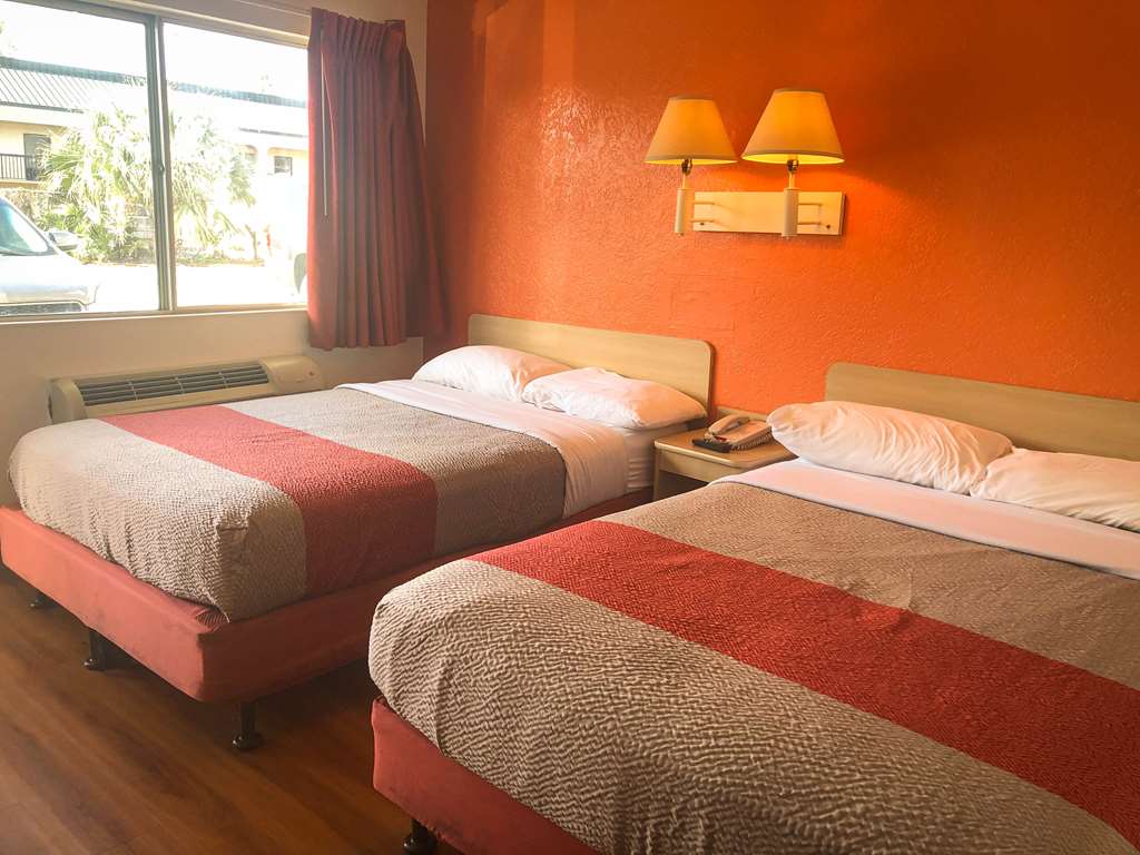 Motel 6 Jacksonville FL Orange Park - photo 9