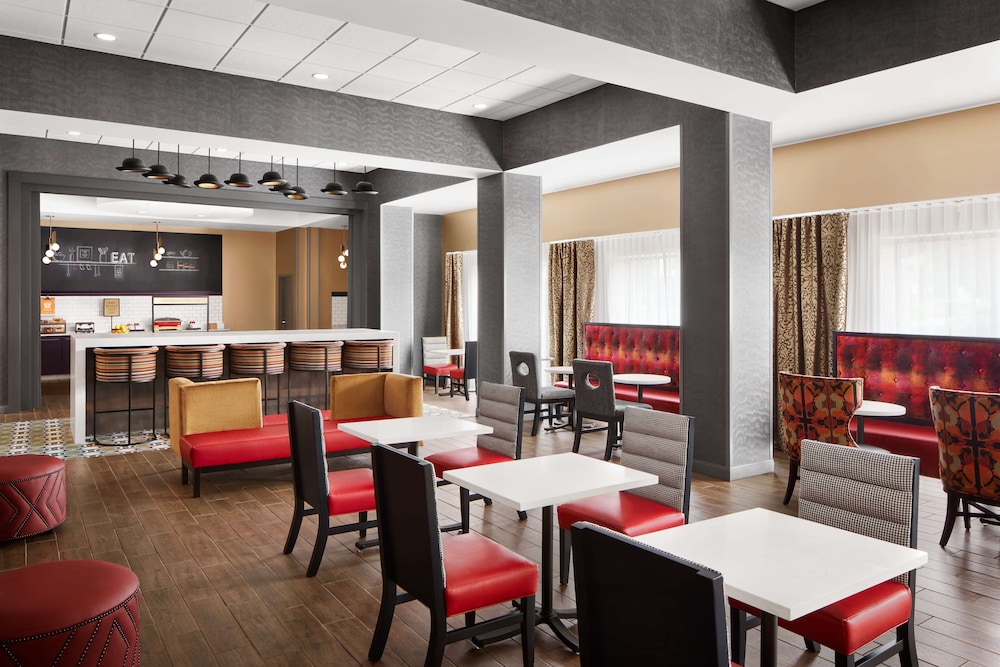Hampton Inn & Suites Charlotte Steele Creek - photo 23