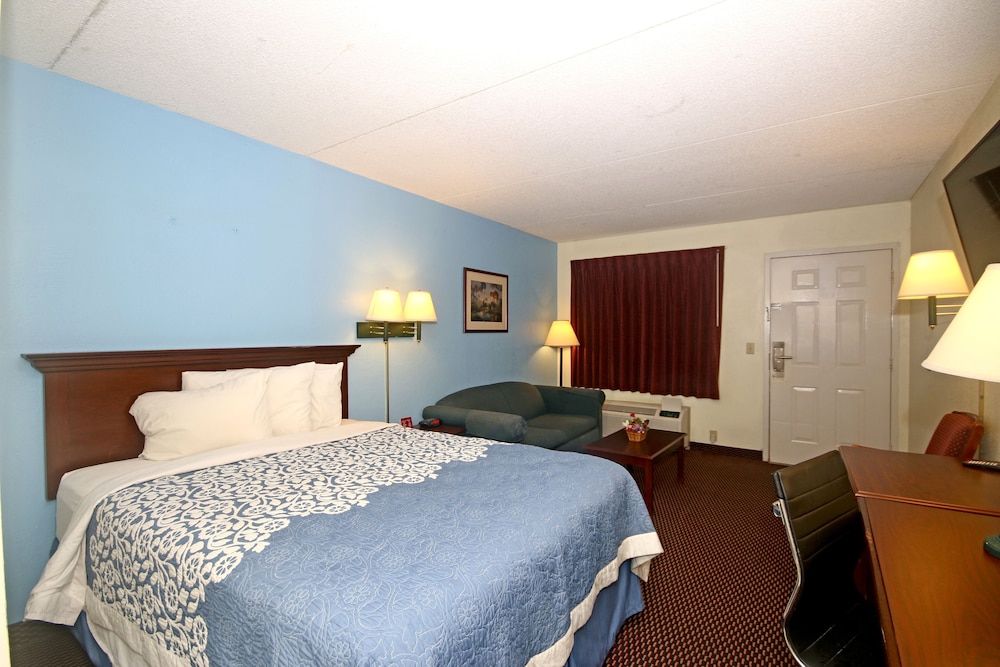 Hamilton Inn Jonesville NC - photo 25