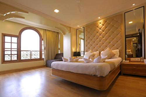 Gulf Hotel Colaba - last minute hotel in Mumbai