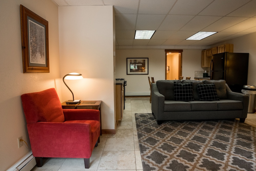 Silver Moon Inn - photo 117