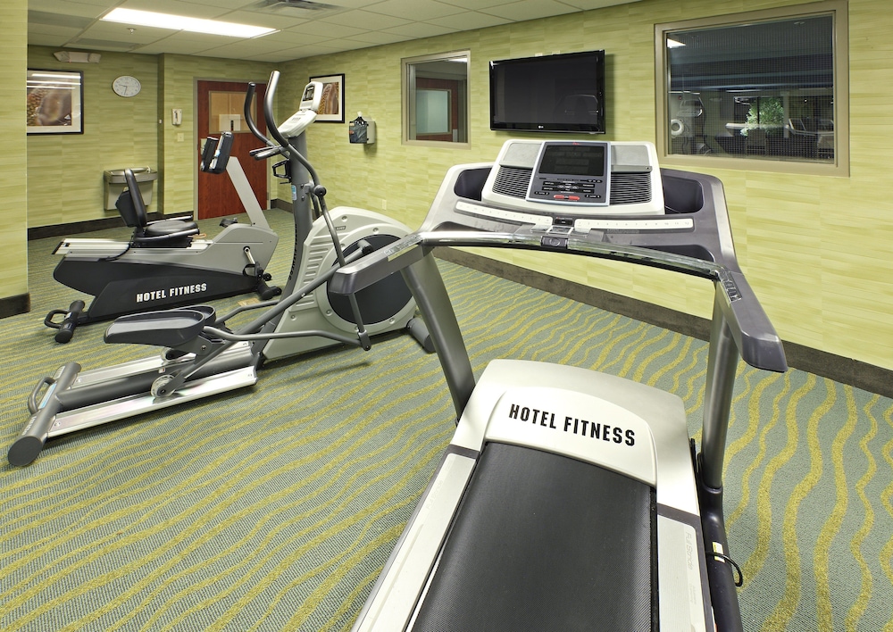 Holiday Inn Express & Suites Maumelle Little Rock NW by IHG - photo 36
