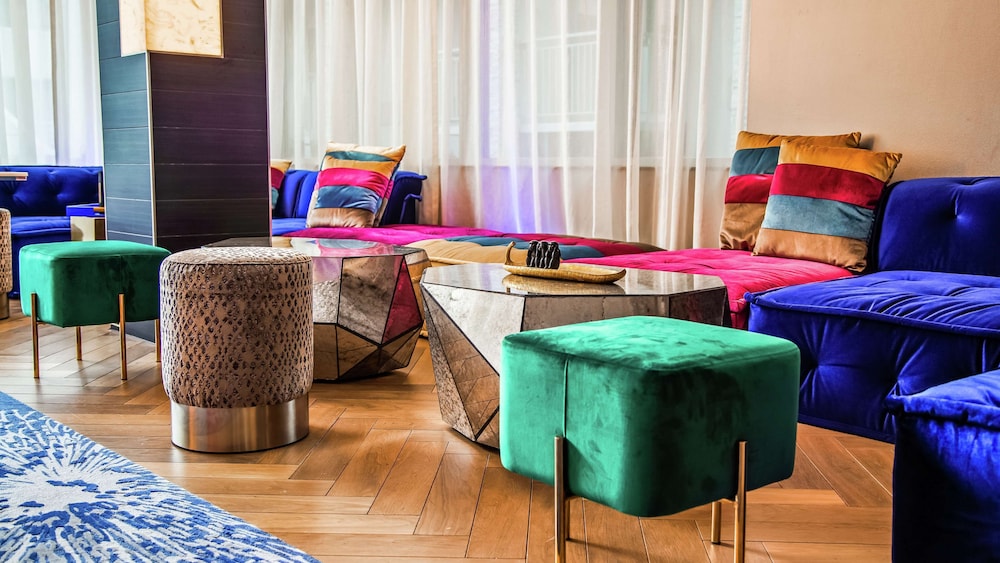 The Kingsley Bloomfield Hills a DoubleTree by Hilton - photo 2