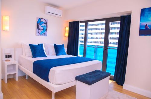 Chic Coastal Escape Aparthotel Overlooking Batumi's Shores