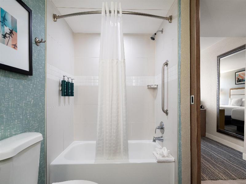 DoubleTree by Hilton Virginia Beach - photo 120
