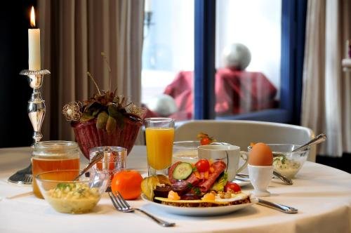 Pension Altstadt M nch — 4-Star Luxury Hotel in Stralsund, Germany