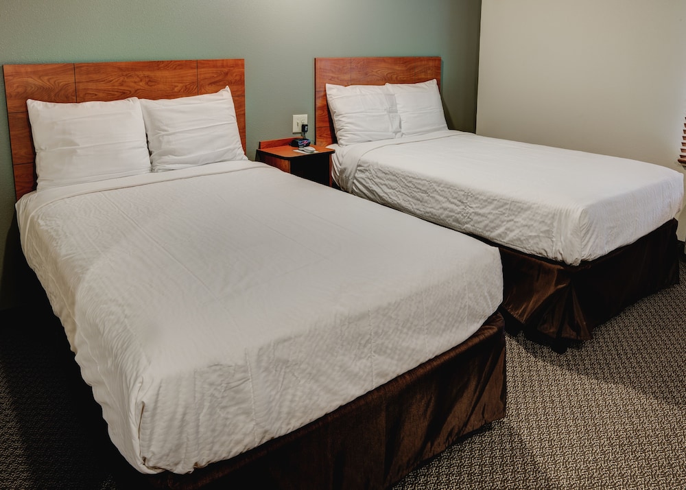 WoodSpring Suites Columbus NE I 270 Airport - photo 17