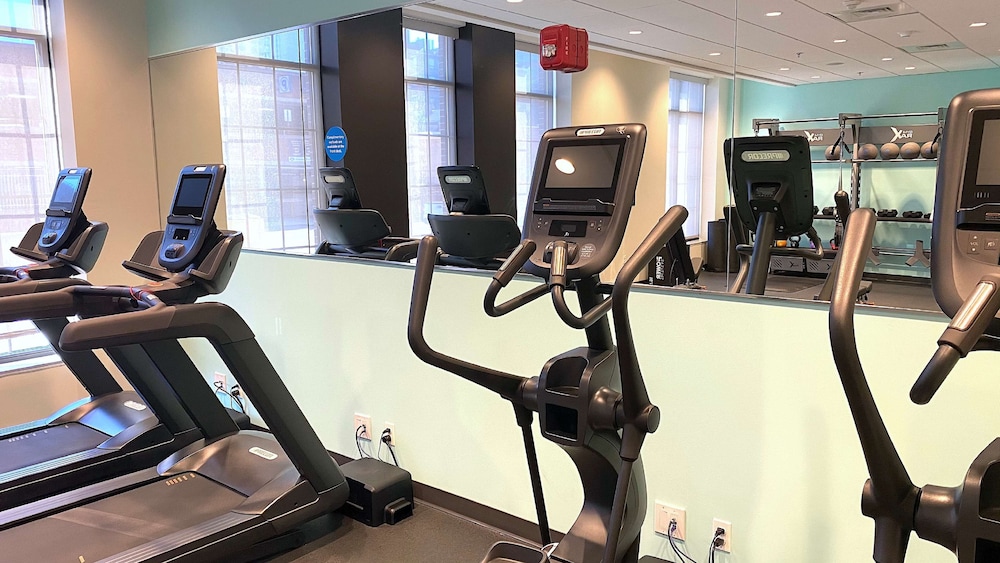 Tru By Hilton Baltimore Harbor East MD - photo 32