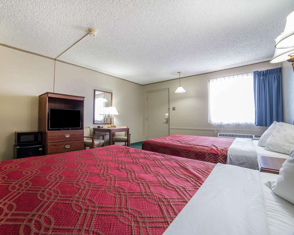 Econo Lodge Salina Scenic Route 89 & I 70 - photo 10