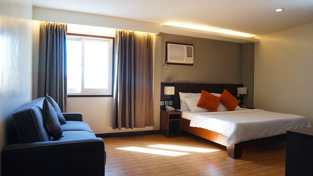 Cbd Plaza Hotel — Naga — photo 4