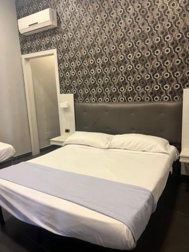 International Hotels - last minute hotel in Naples
