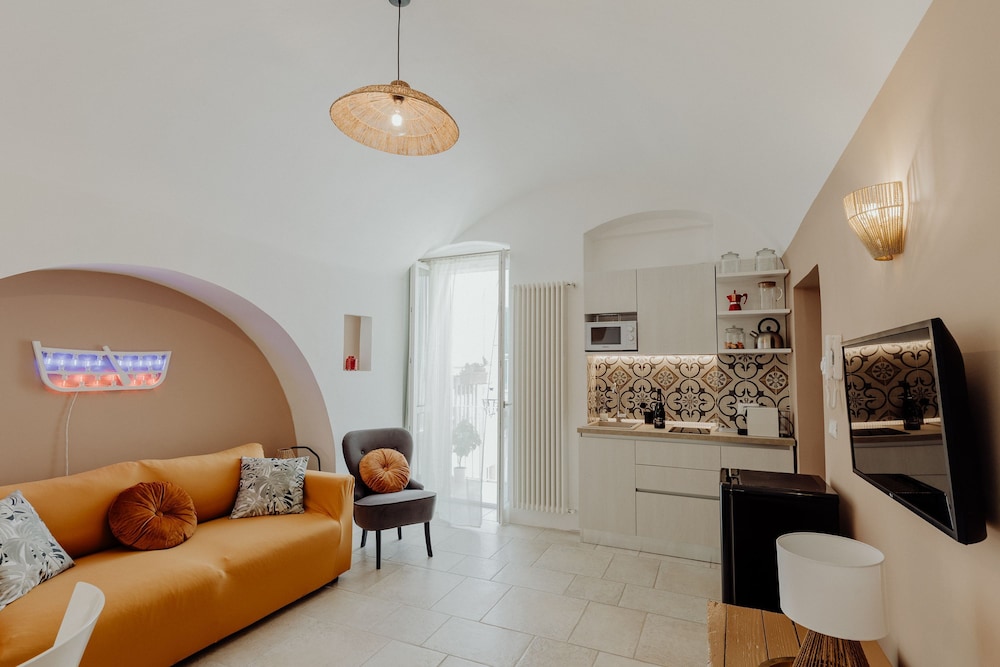 ReMare Apartment Puglia Mia Apartments — 4-Star Luxury Hotel in Monopoli, Italy