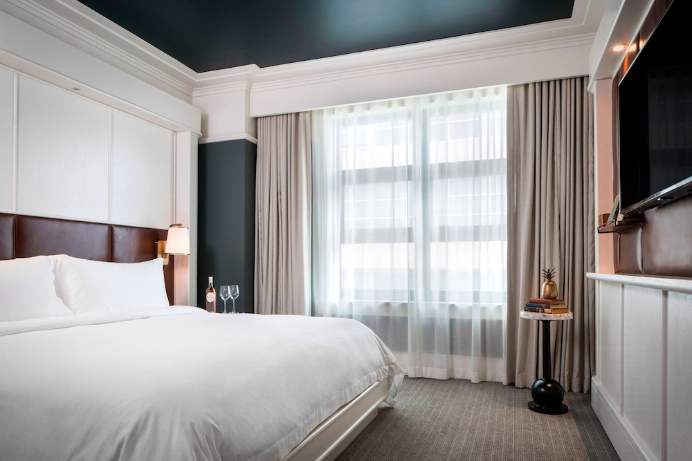 Perry Lane Hotel A Luxury Collection Hotel Savannah - photo 8