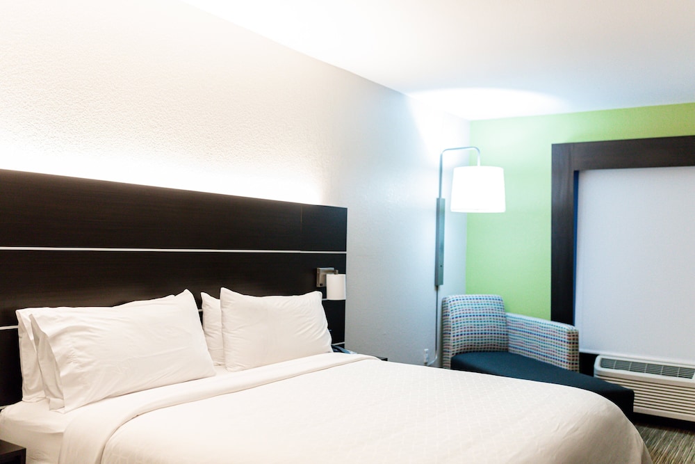 Holiday Inn Express Greenville by IHG - photo 18