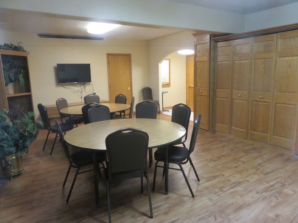 Baymont by Wyndham Fargo - photo 38