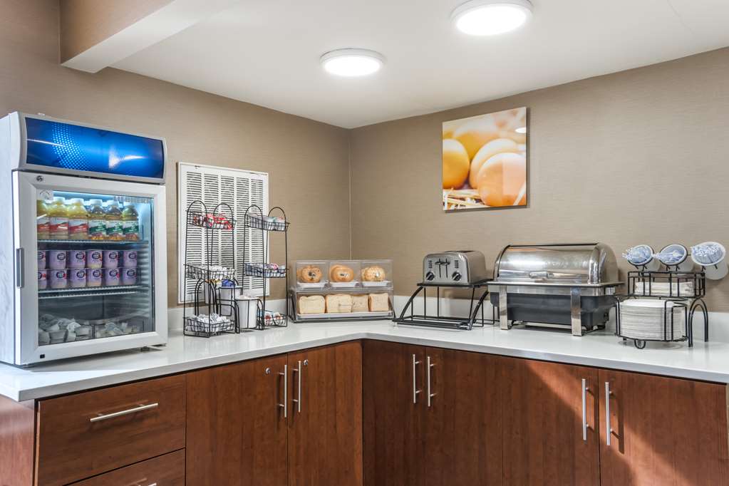Comfort Inn Charlotte Airport Uptown - photo 27