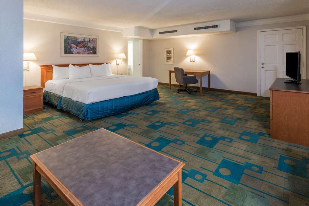 La Quinta Inn By Wyndham IH 10 West San Antonio TX - photo 24