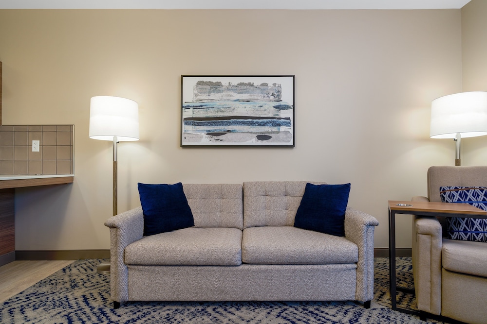 Candlewood Suites Asheville Downtown by IHG - photo 26