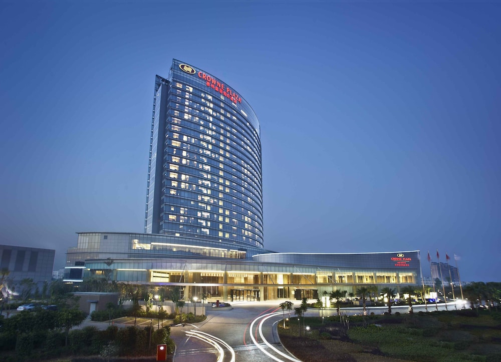 Crowne Plaza Huizhou by IHG in Huizhou, People's Republic of China