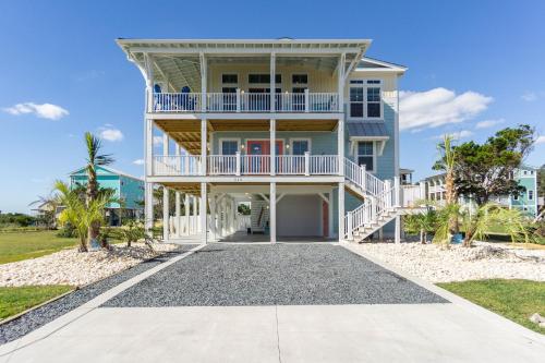 Stairway to Haven by Oak Island Accommodations - featured photo