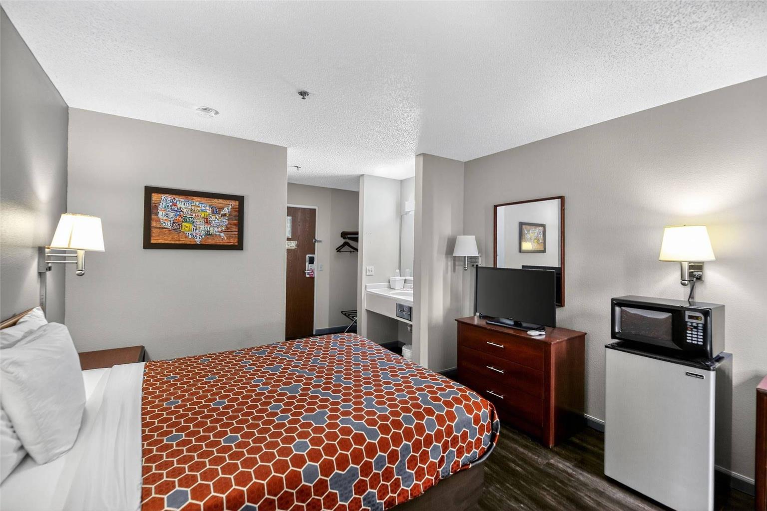 Econo Lodge Princeton - photo 29
